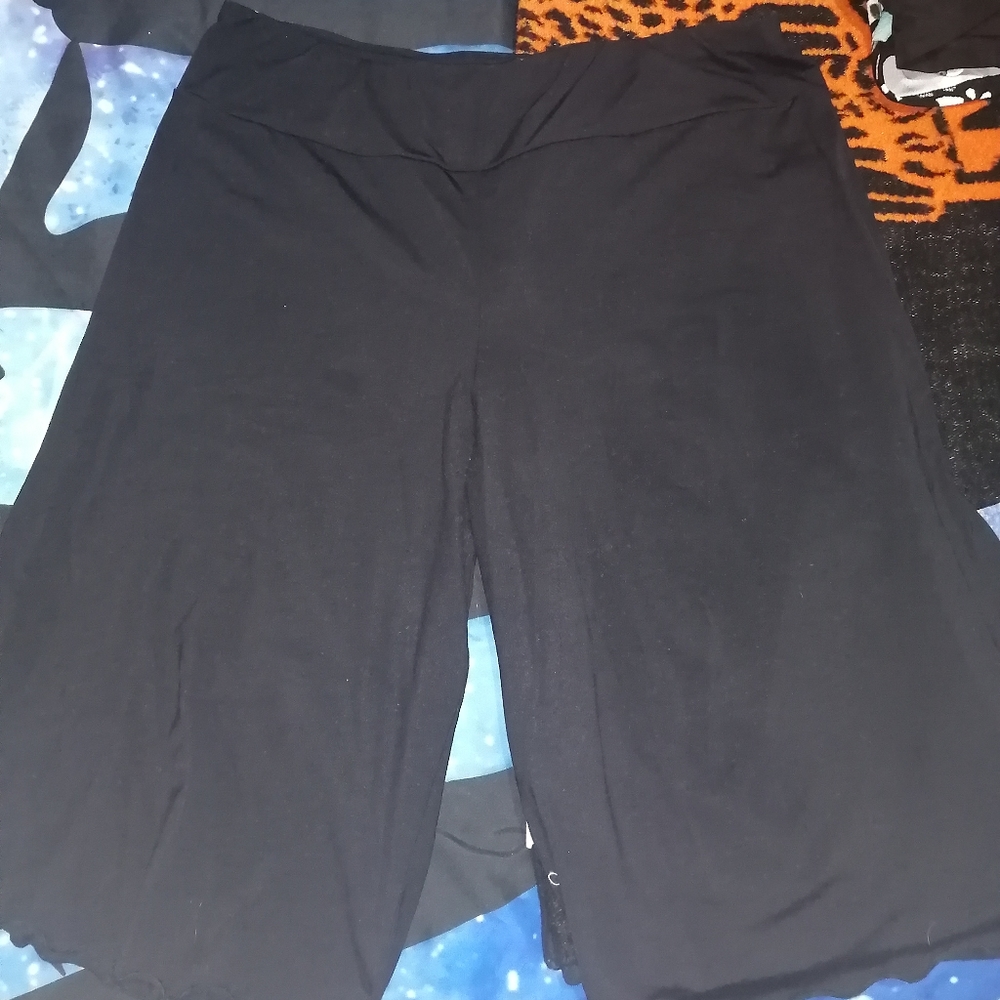 Capri Wide Legged Pants